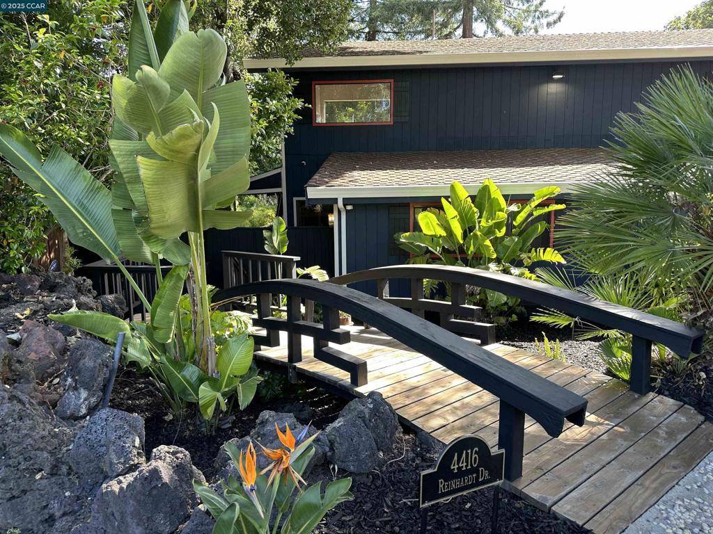 Oakland, CA 94619-2946,4416 Reinhardt Dr