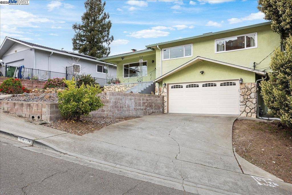 Castro Valley, CA 94546,19862 Zeno St