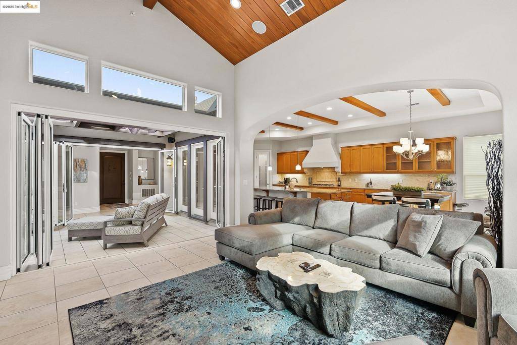 Brentwood, CA 94513,1637 Healing Rock Ct