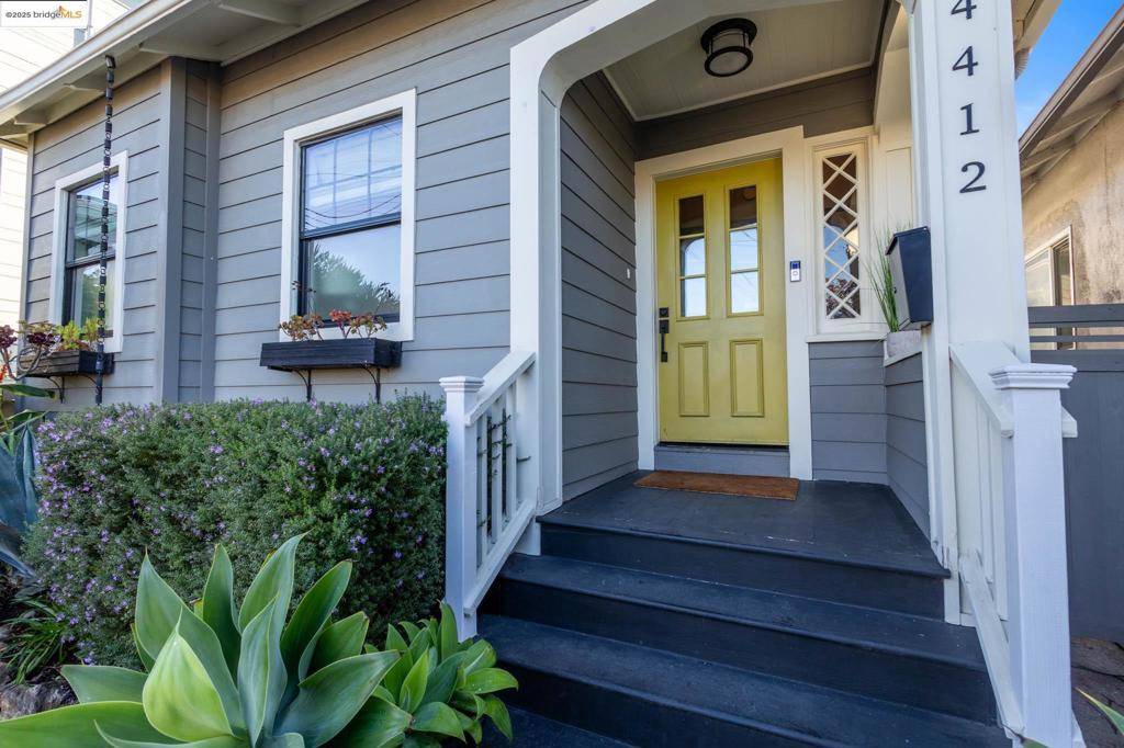 Oakland, CA 94608,4412 West Street