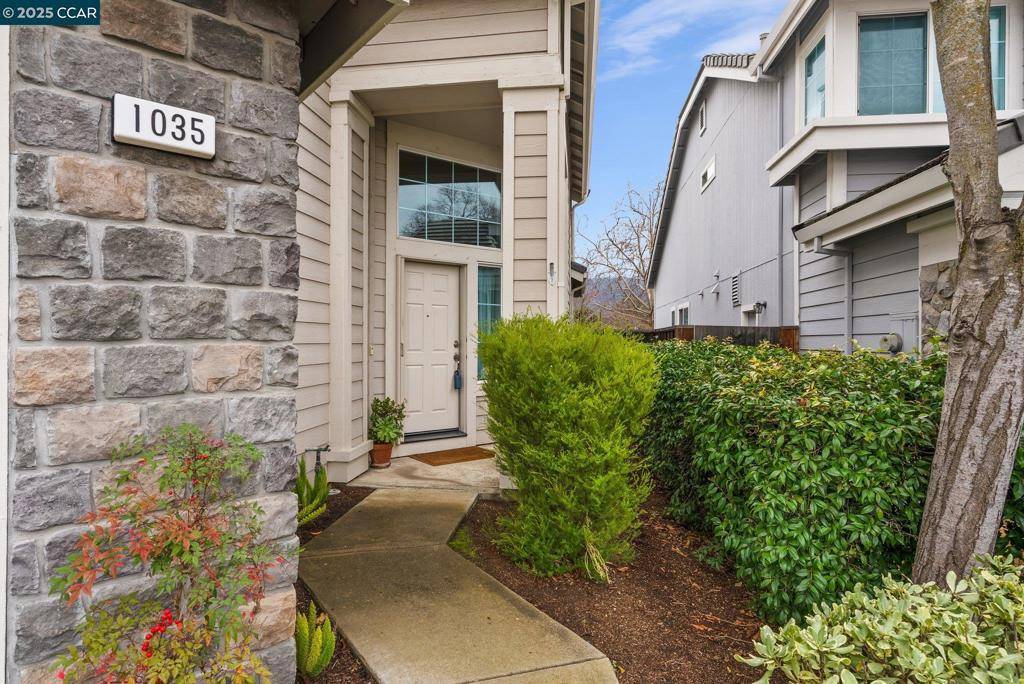 Clayton, CA 94517,1035 Feather Cir