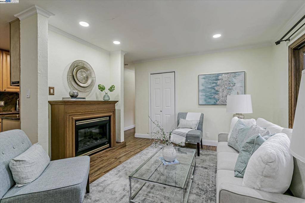 San Jose, CA 95129,410 Auburn Way #13
