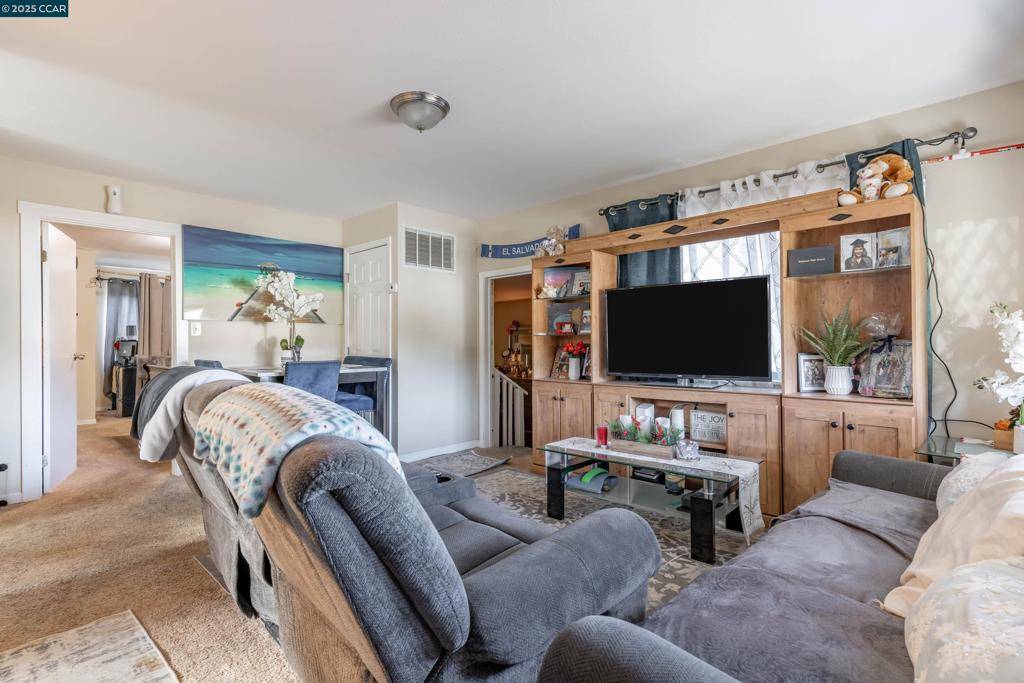 Richmond, CA 94805,6062 Bernhard Ave