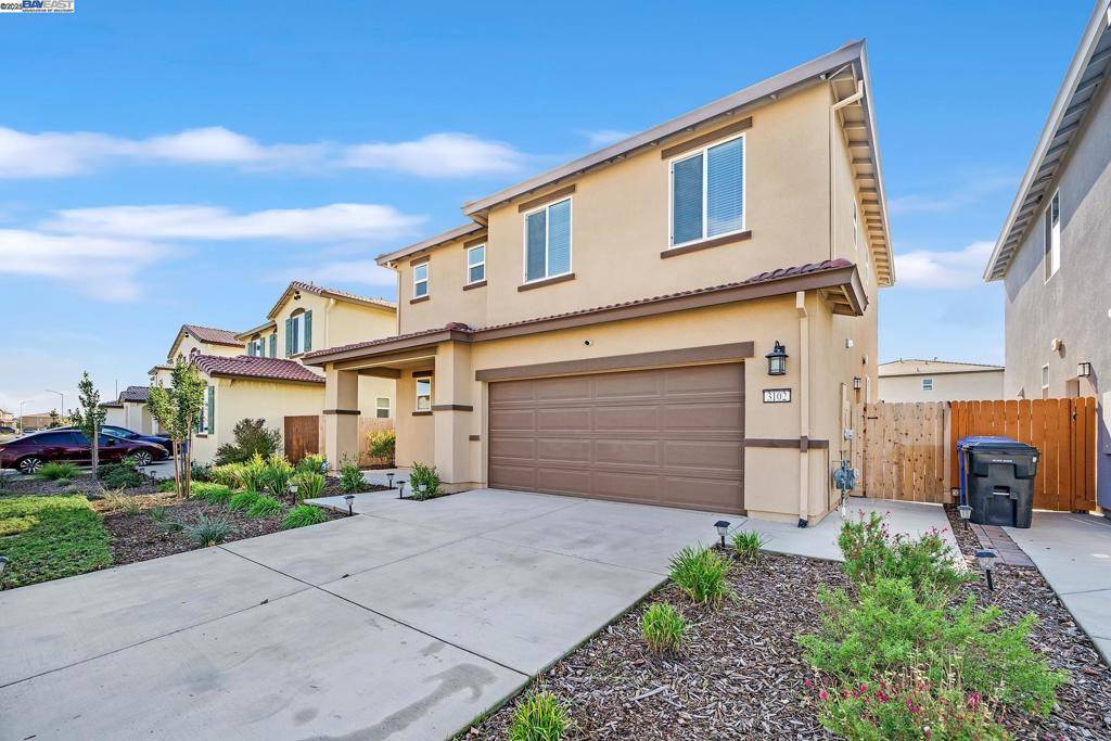 Manteca, CA 95377,3102 Feather Rd
