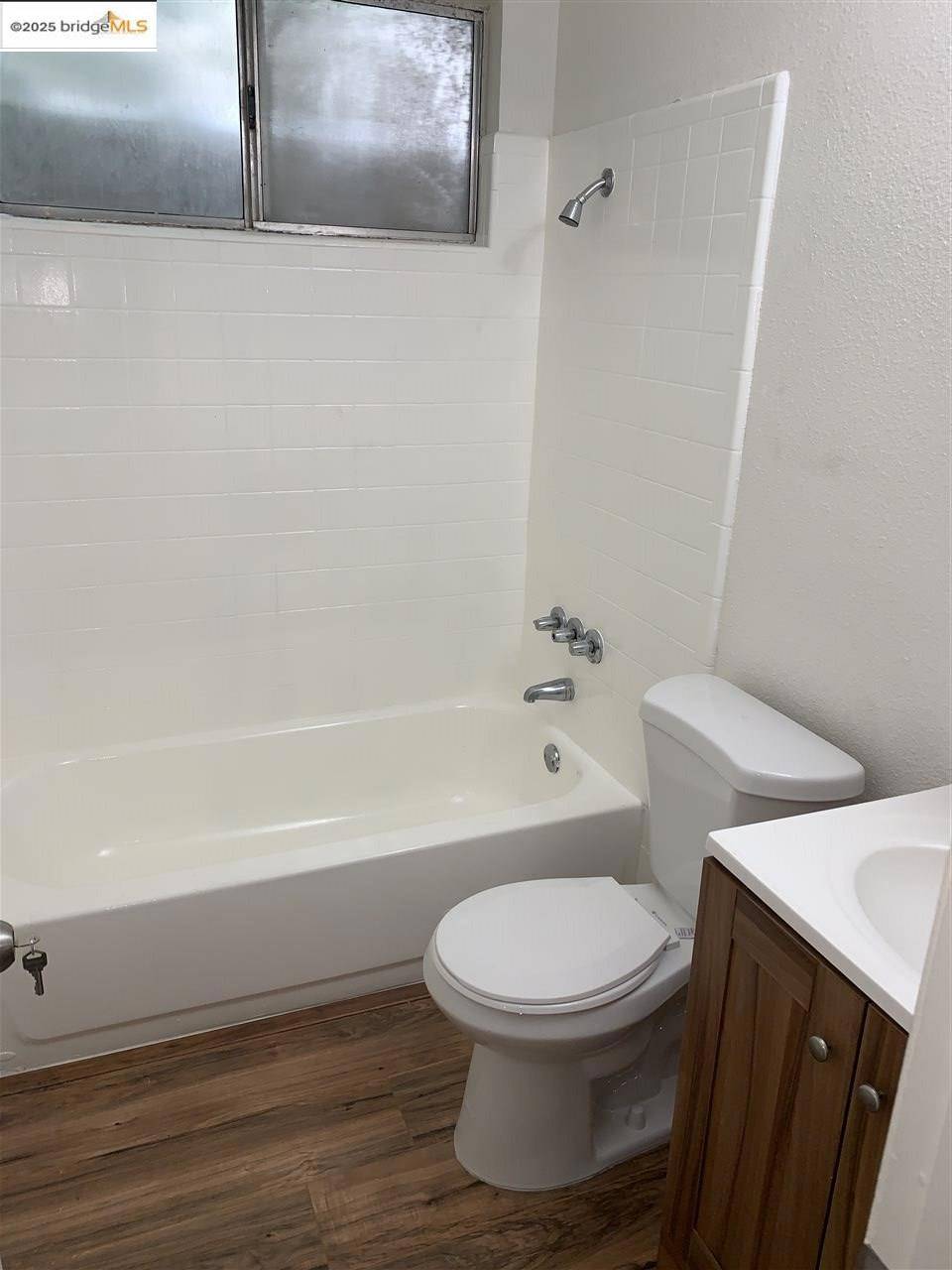 Tracy, CA 95376,124 W 8Th St