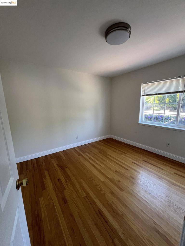 Berkeley, CA 94703,3244 ELLIS ST