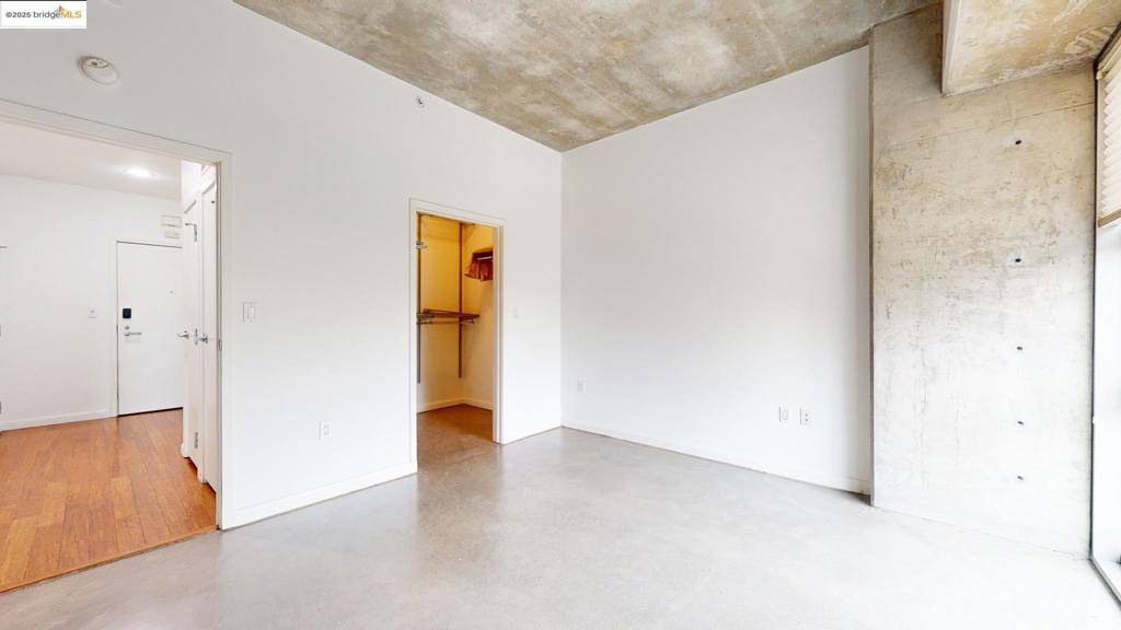 Oakland, CA 94607,428 Alice St #303