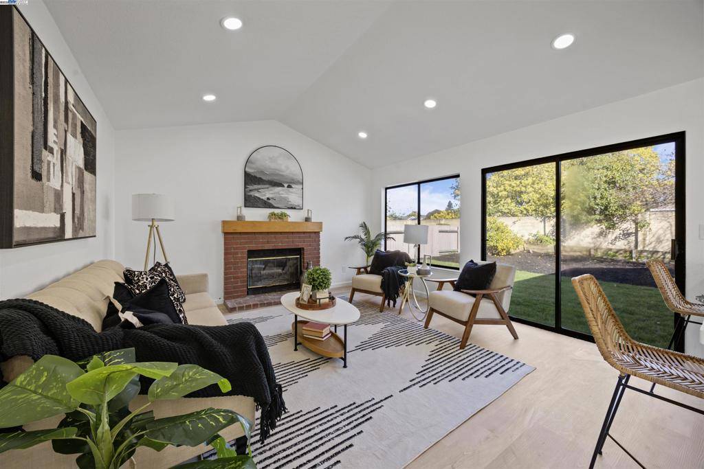 American Canyon, CA 94503,259 carolyn Dr