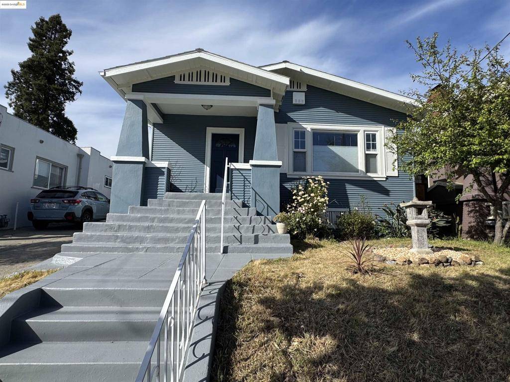 Oakland, CA 94602,2848 Delaware Street