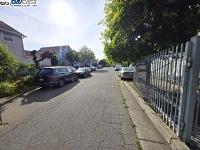 Oakland, CA 94805-2337,10468 West Ct