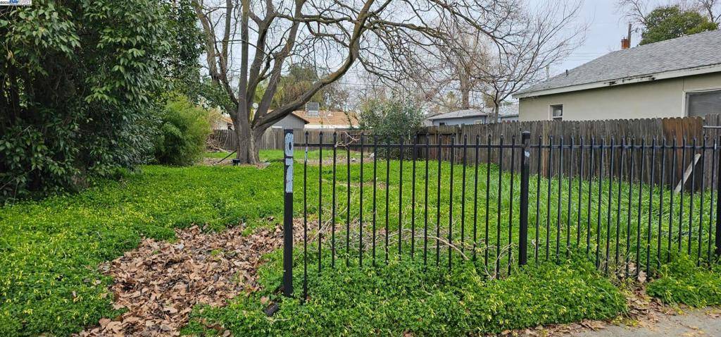 Sacramento, CA 95820,3645 18Th Ave
