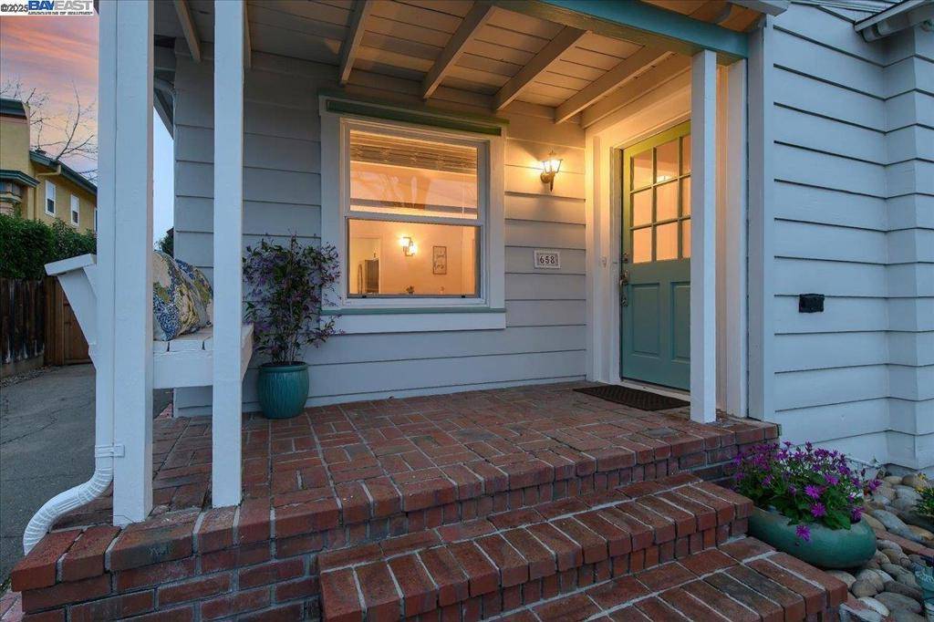 Livermore, CA 94550,658 S K St
