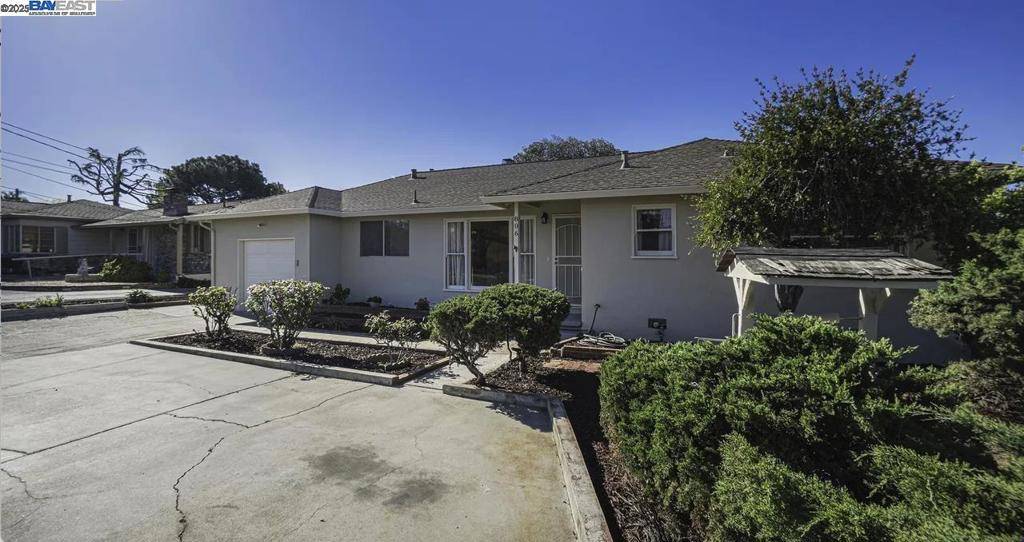 Antioch, CA 94509,806 E 18Th St