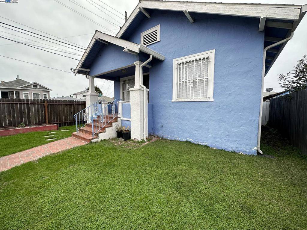 Oakland, CA 94621,1301 89Th Ave