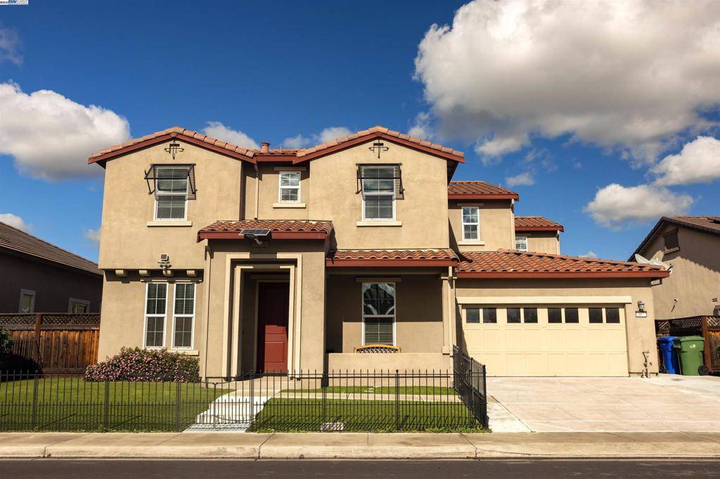 Brentwood, CA 94513,967 Dainty Ave