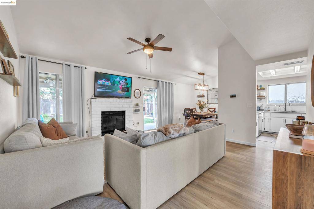 Tracy, CA 95376,91 W Deerwood Ln