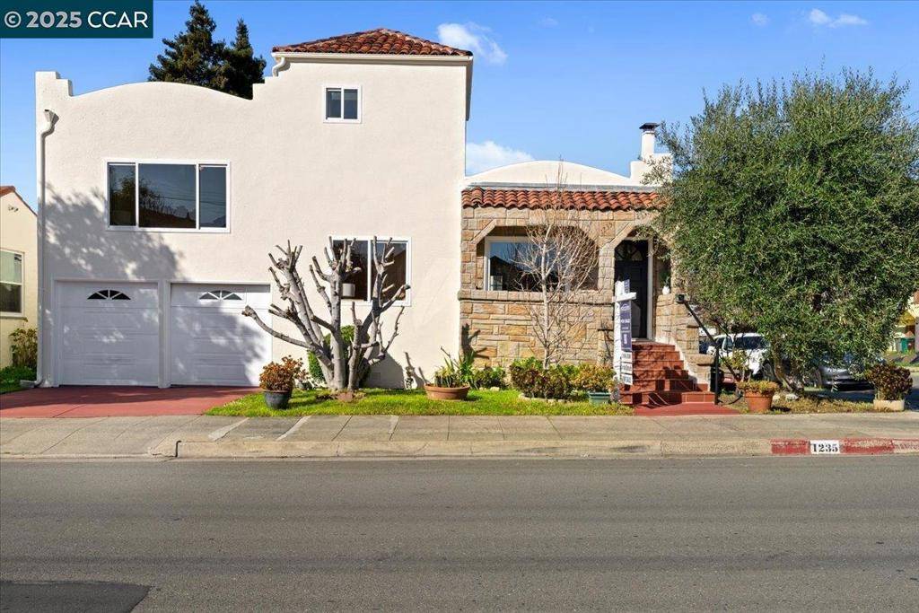 Albany, CA 94706,1235 Portland Ave