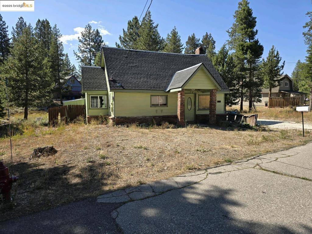 South Lake Tahoe, CA 96150,1666 Arapahoe ST