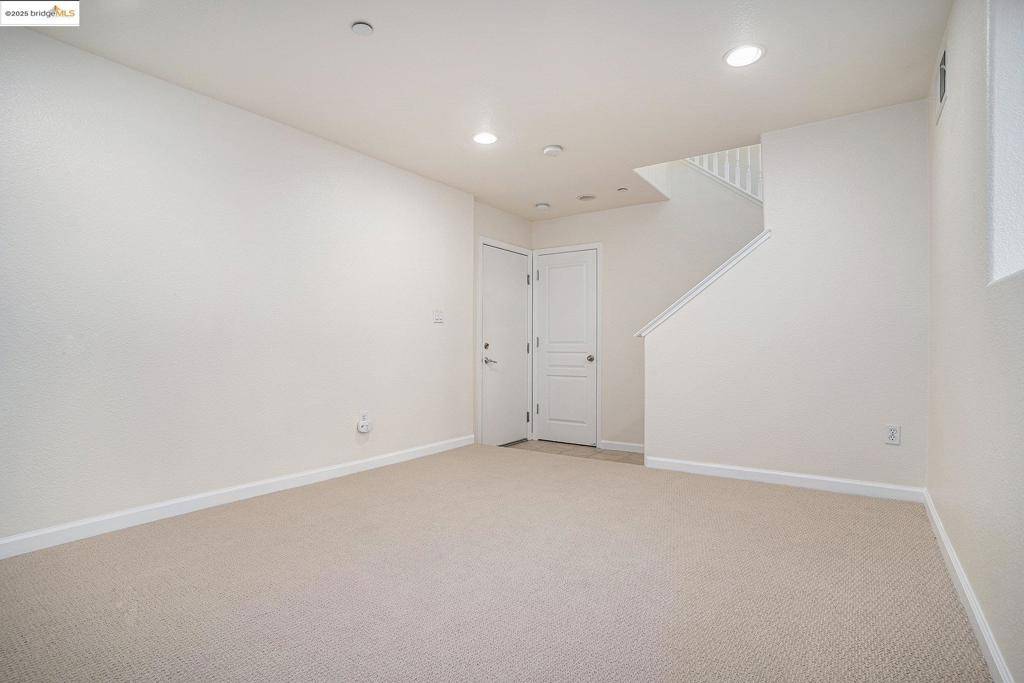 San Pablo, CA 94806,2701 Holly St