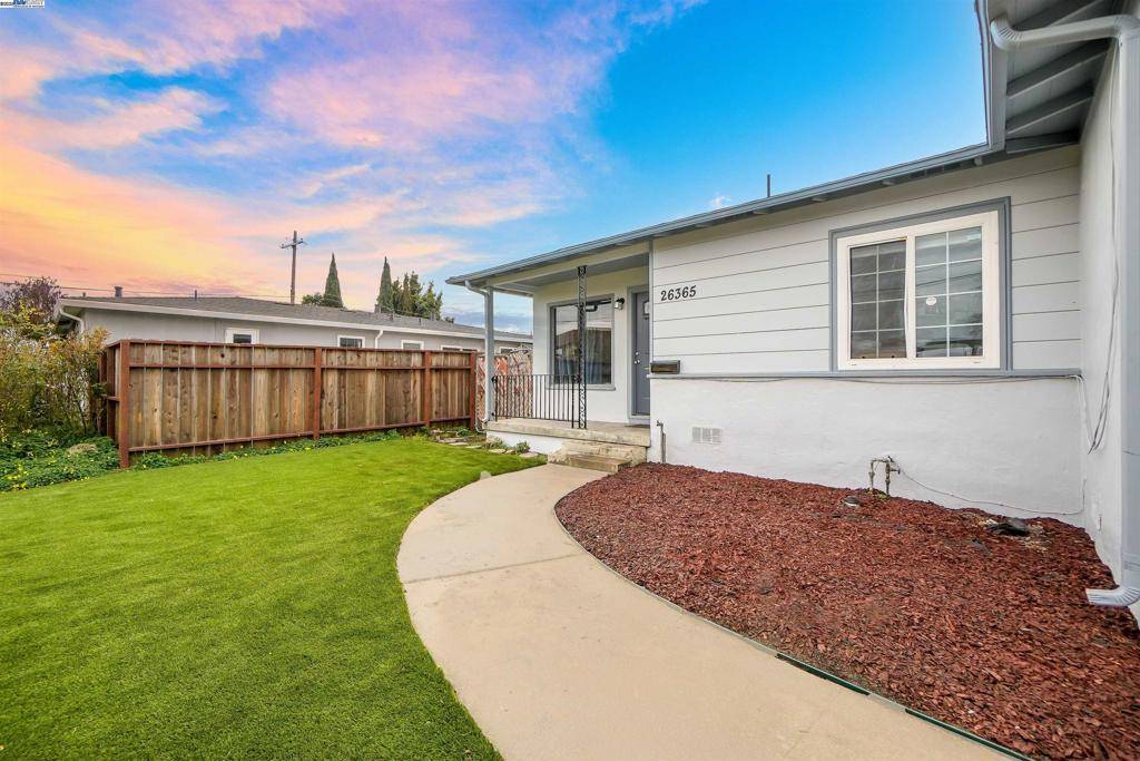 Hayward, CA 94544,26365 Cascade St