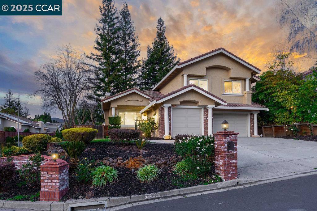 Danville, CA 94506,805 Eastbrook Ct