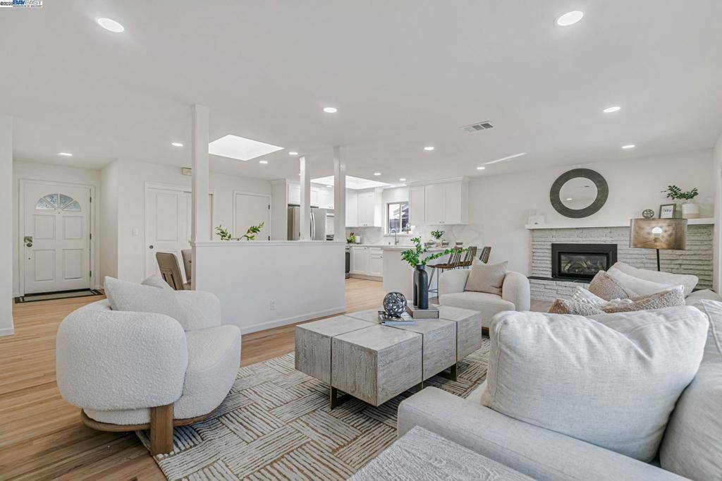 Fremont, CA 94536,35254 Cabrillo Dr