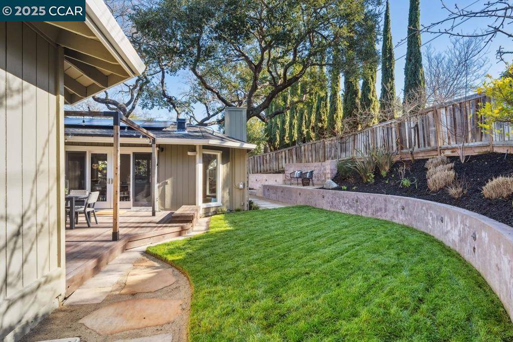 Lafayette, CA 94549,3350 Woodview Dr