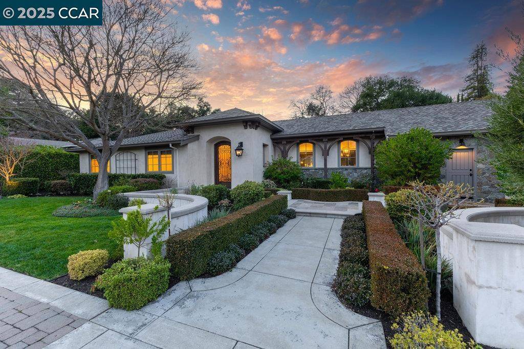 Danville, CA 94526,322 W Prospect Ave