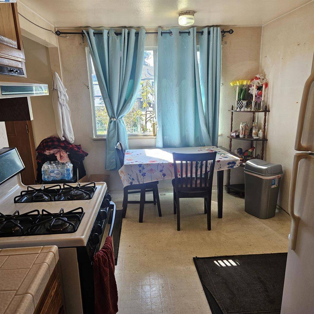 Fremont, CA 94536,37114 Dondero Way