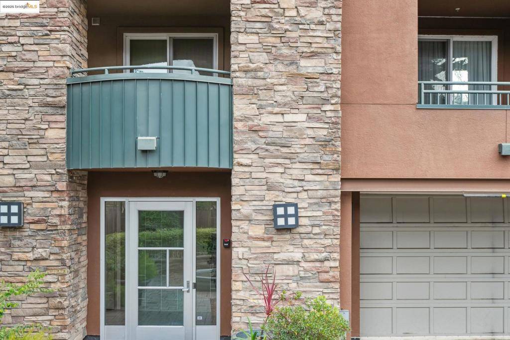 Walnut Creek, CA 94596,1310 Creekside Dr #103