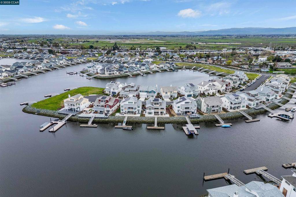 461 Halcyon Pl Bethel Island, CA 94511