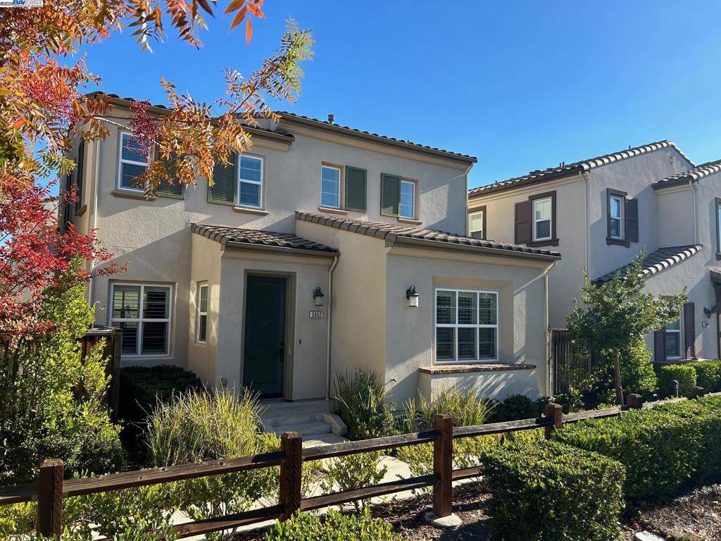 San Ramon, CA 94582,3002 Blackberry Ave