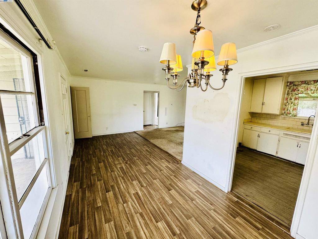 Hayward, CA 94541,20987 Meekland Ave