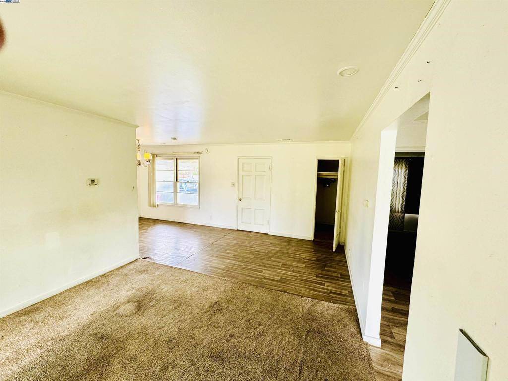 Hayward, CA 94541,20987 Meekland Ave