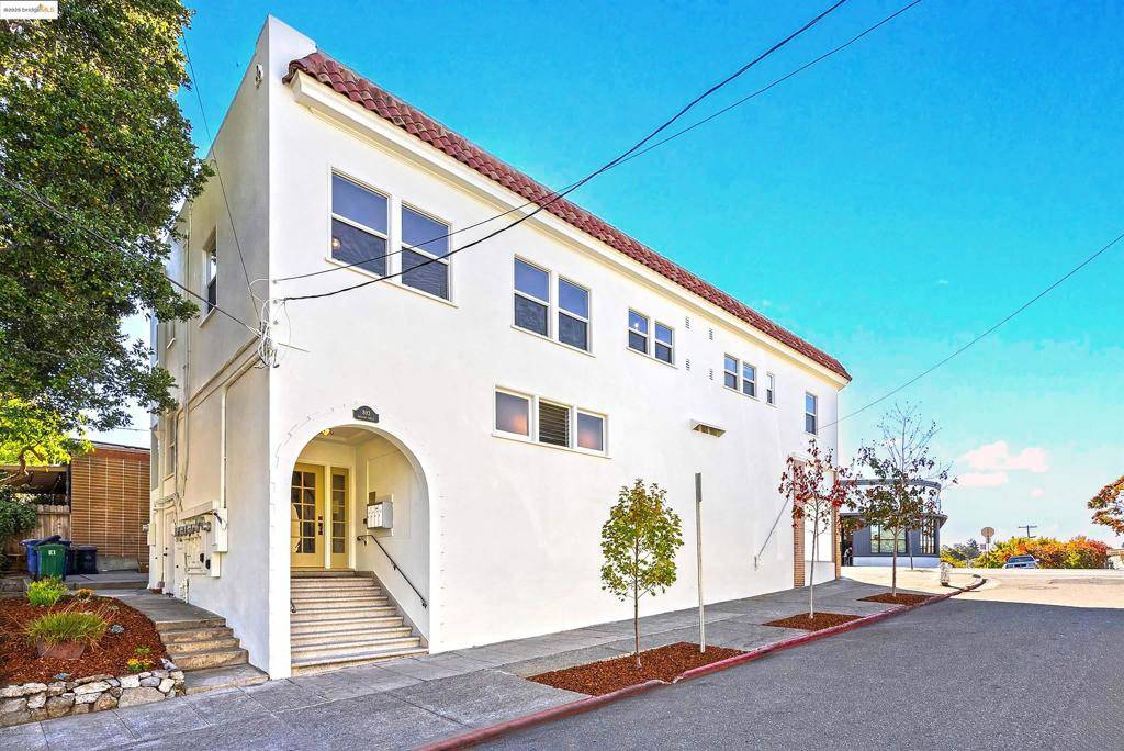 Berkeley, CA 94707,893 Neilson Street