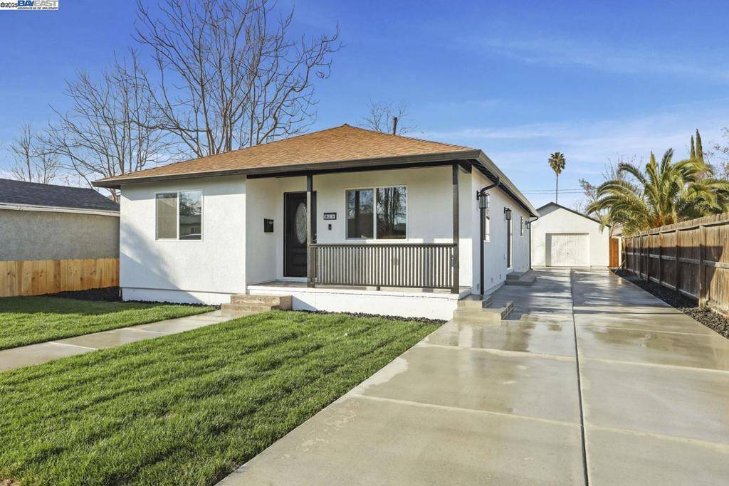 Manteca, CA 95337,629 Oregon St
