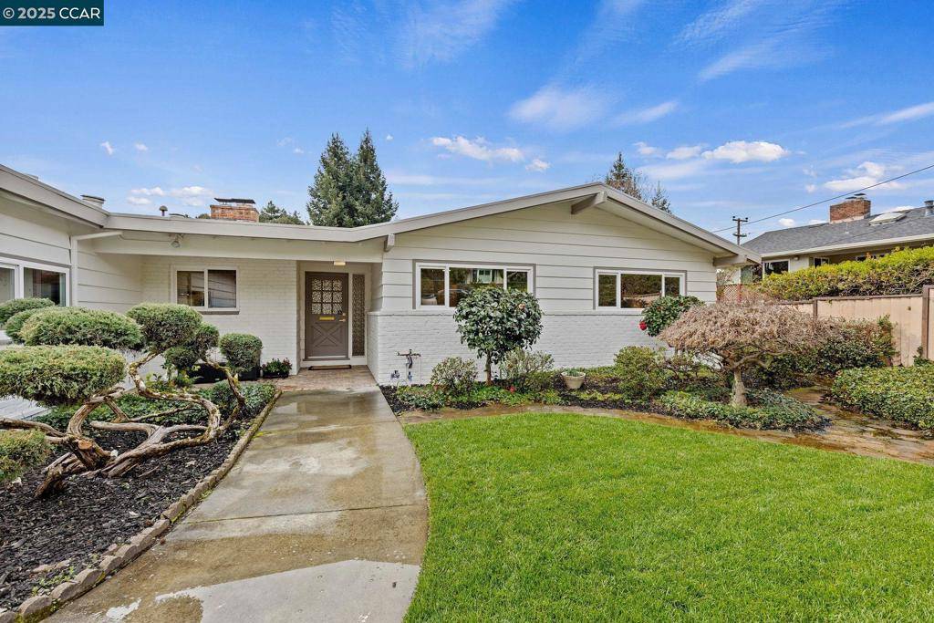 Castro Valley, CA 94546,16990 Hinton Ct
