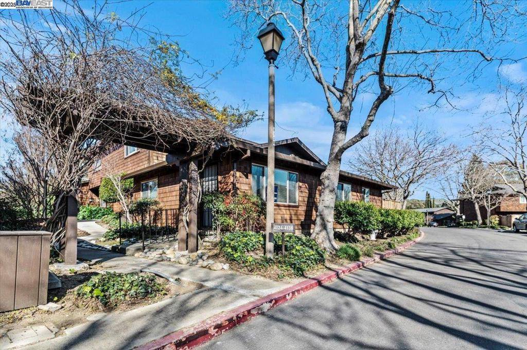 4138 Ravenwood Pl Castro Valley, CA 94546