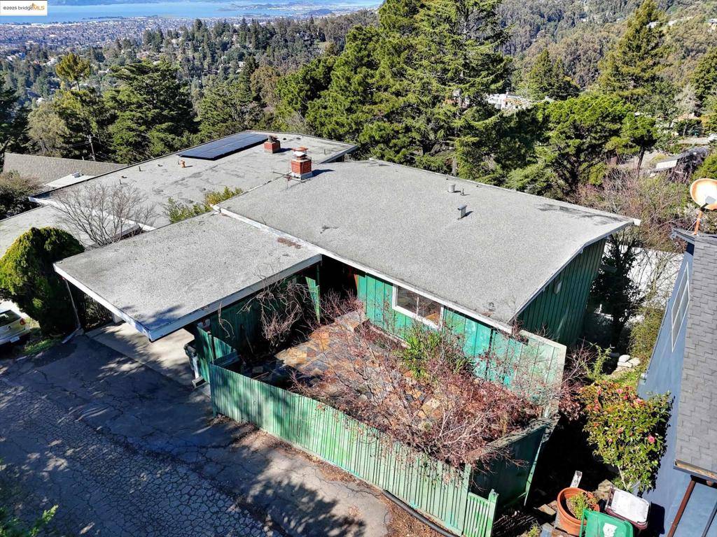 Oakland, CA 94611,41 Hemlock Ln