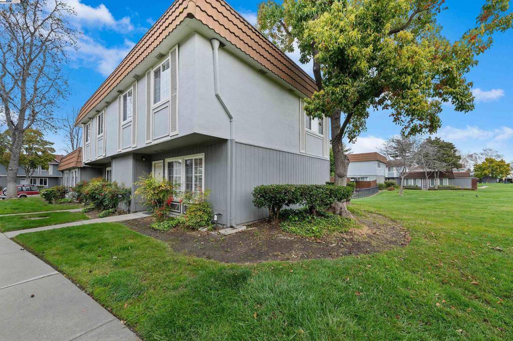 Pleasanton, CA 94588,3206 Pueblo Way