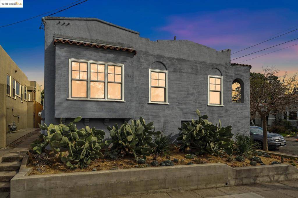 Oakland, CA 94609,394 43rd