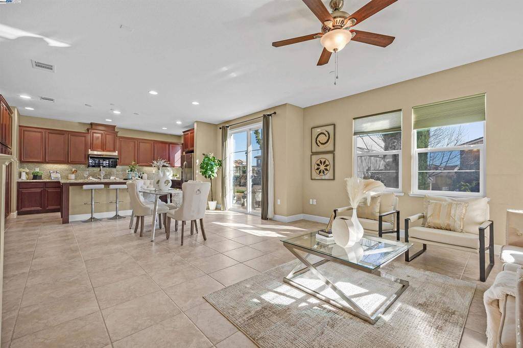 Dublin, CA 94568,3330 Araldi Ln
