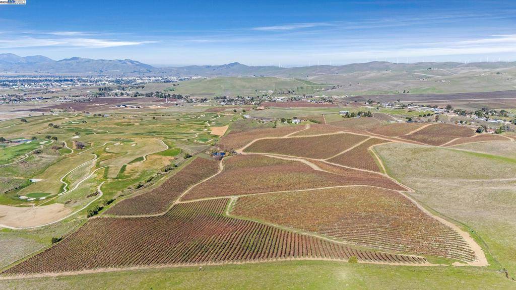 Livermore, CA 94550,10053 Tesla Rd