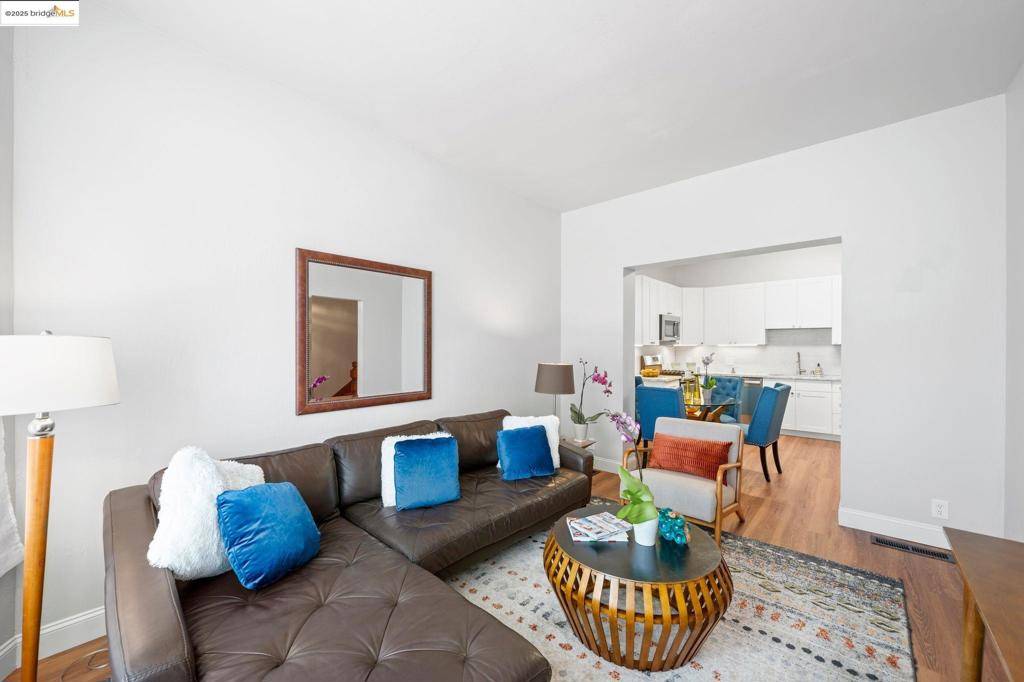 Oakland, CA 94612,1923 West St