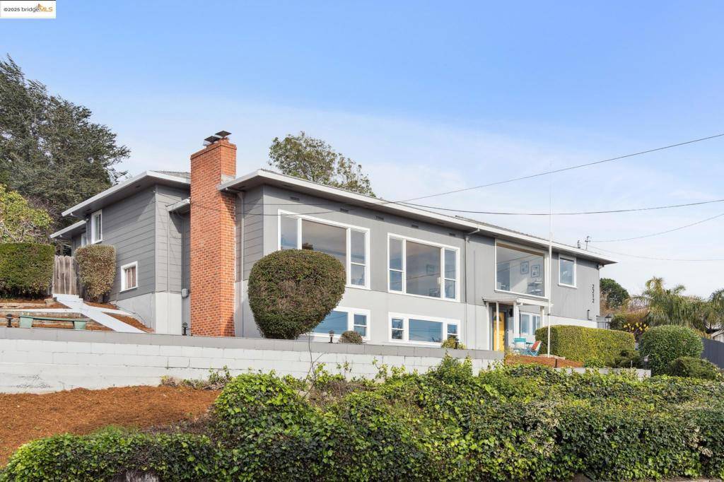 El Cerrito, CA 94530,2212 Arlington Blvd