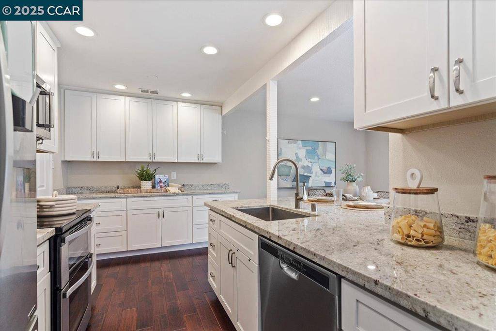 Pleasanton, CA 94566,5643 San Carlos Way