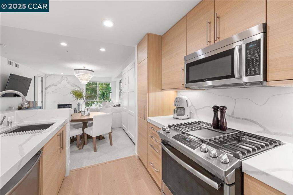 Walnut Creek, CA 94596,1655 N California #244