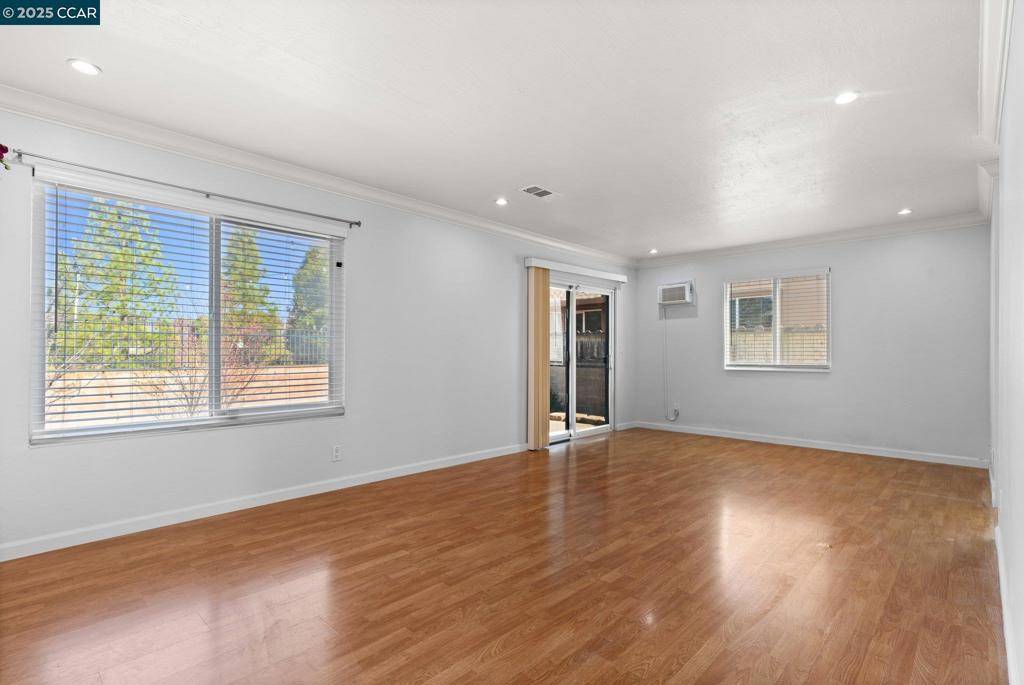 148 Fuchsia Court Hercules, CA 94547
