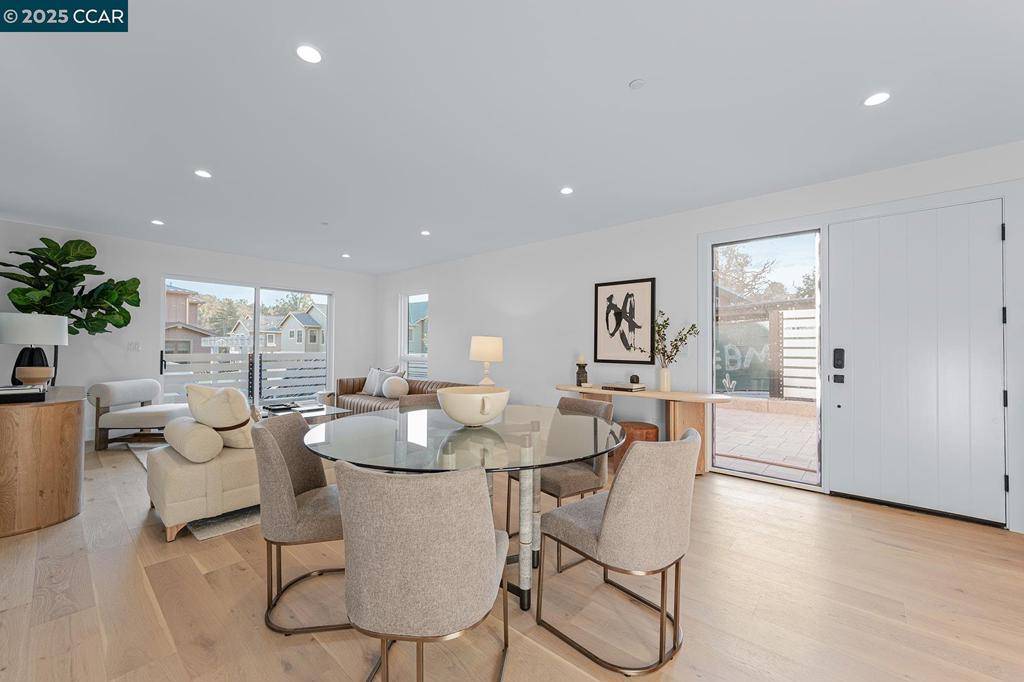 Lafayette, CA 94549,3742 Mt. Diablo Blvd #WOODHAVEN 1A