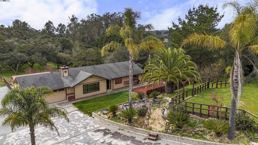 Salinas, CA 93907,6739 Leon Dr
